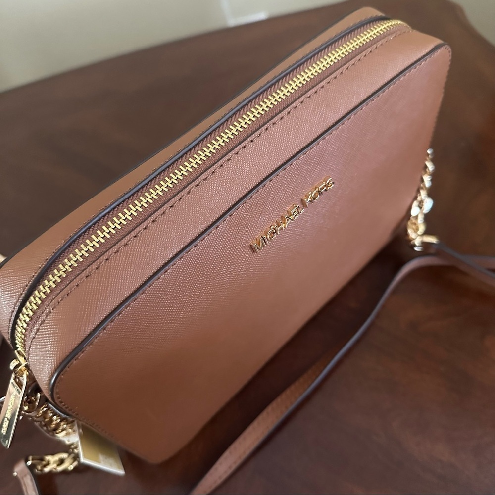Michael Kors Jet Set Large East West Saffiano Leather Crossbody bag - Picture 8 of 15